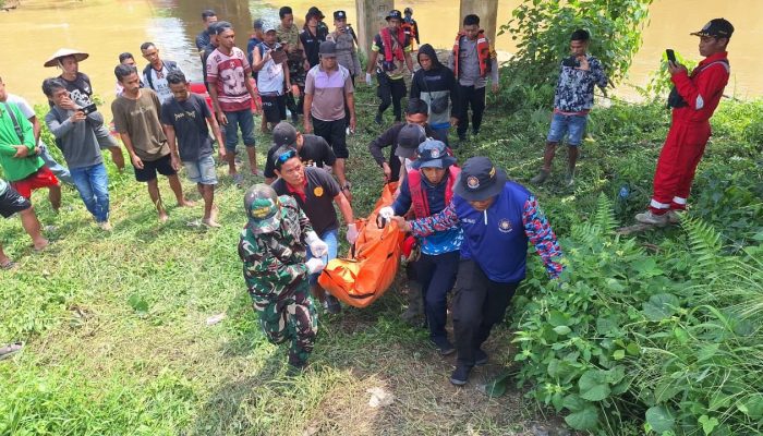 Perahu Terbalik di Sungai Meratak: Satu Selamat, Dua Ditemukan Tak Bernyawa