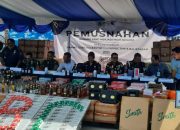 Bea Cukai Kalbagtim Hanguskan Barang Ilegal Miliaran Rupiah