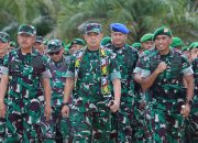 Tinjau Kemandirian Pangan, Pangdam VI/Mulawarman Kunjungi Yonif TP 826/Benua Taka Bekerai