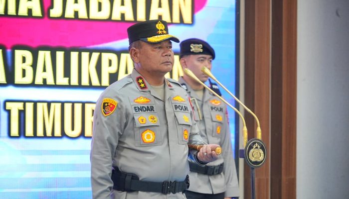 Rotasi Jabatan, Kapolda Kaltim Pimpin Sertijab Dirlantas dan Kapolresta Balikpapan