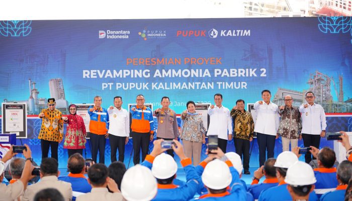 Kapolri Teken MoU dengan PT Pupuk Indonesia, Pastikan Distribusi Pupuk Tepat Sasaran
