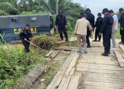 Brimob Kaltim Revitalisasi Jembatan Desa di Babulu, Permudah Mobilitas Warga