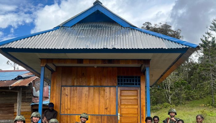 Di Balik Sunyi Pegunungan, Sentuhan Hangat Polisi Hadir di Kampung Yunabol