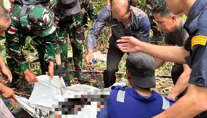 Prajurit Kodam VI/Mulawarman Tiba Pertama di Lokasi Jatuhnya Pesawat Pelita Air di Krayan