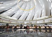 Menteri Agama Salat Tarawih di Masjid Negara IKN, Dorong Umat Manfaatkan Ramadan untuk “Naik Kelas”