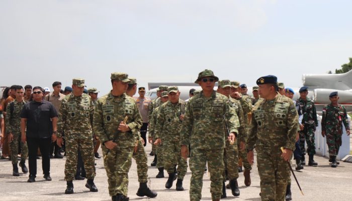 Kunjungan Panglima TNI di Sebuku, Tinjau Kesiapan Daerah Latihan