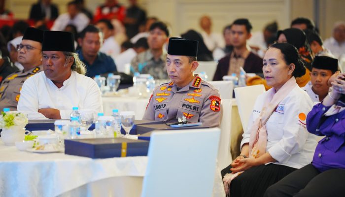 Buka Puasa Bersama KSBSI, Kapolri Ajak Buruh Jaga Stabilitas dan Persatuan