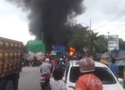 Kebakaran di Balikpapan Barat Hanguskan Tiga Usaha, Api Padam dalam Waktu Singkat