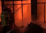 Rumah Mewah di Balikpapan Utara Terbakar, Lima Penghuni Selamat