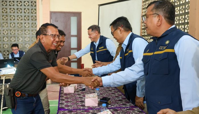 Otorita IKN Libatkan Warga dalam Penataan Drainase Koridor Sepaku