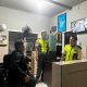Personel Den Gegana Sat Brimob Polda Kaltim melakukan patroli malam di pos pengamanan objek vital di Balikpapan