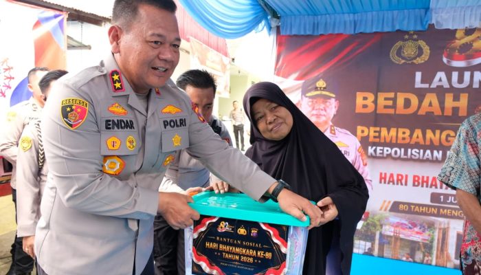 Wujud Kepedulian kepada Masyarakat Jelang Hari Bhayangkara ke-80, Polda Kaltim Luncurkan Program Bedah Rumah dan Sumur Bor