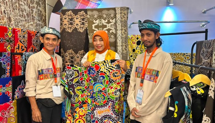 Batik Karya UMKM Disabilitas Kaltara Tampil di Forum Nasional Dekranas