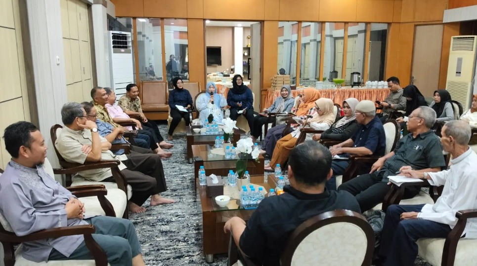 Pengurus Yayasan Jantung Indonesia Kalimantan Timur menggelar rapat membahas pembentukan Klinik Jantung Pratama di Samarinda.