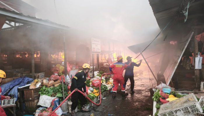 Kebakaran Hebat Hanguskan Pasar Sepinggan Balikpapan, Asap Pekat Membumbung Tinggi